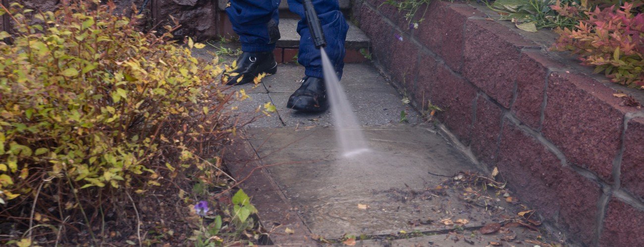 Driveway & Pathway Cleaning