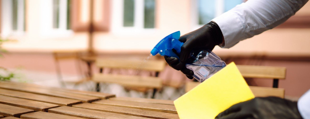 Outdoor Furniture & Pergola Cleaning