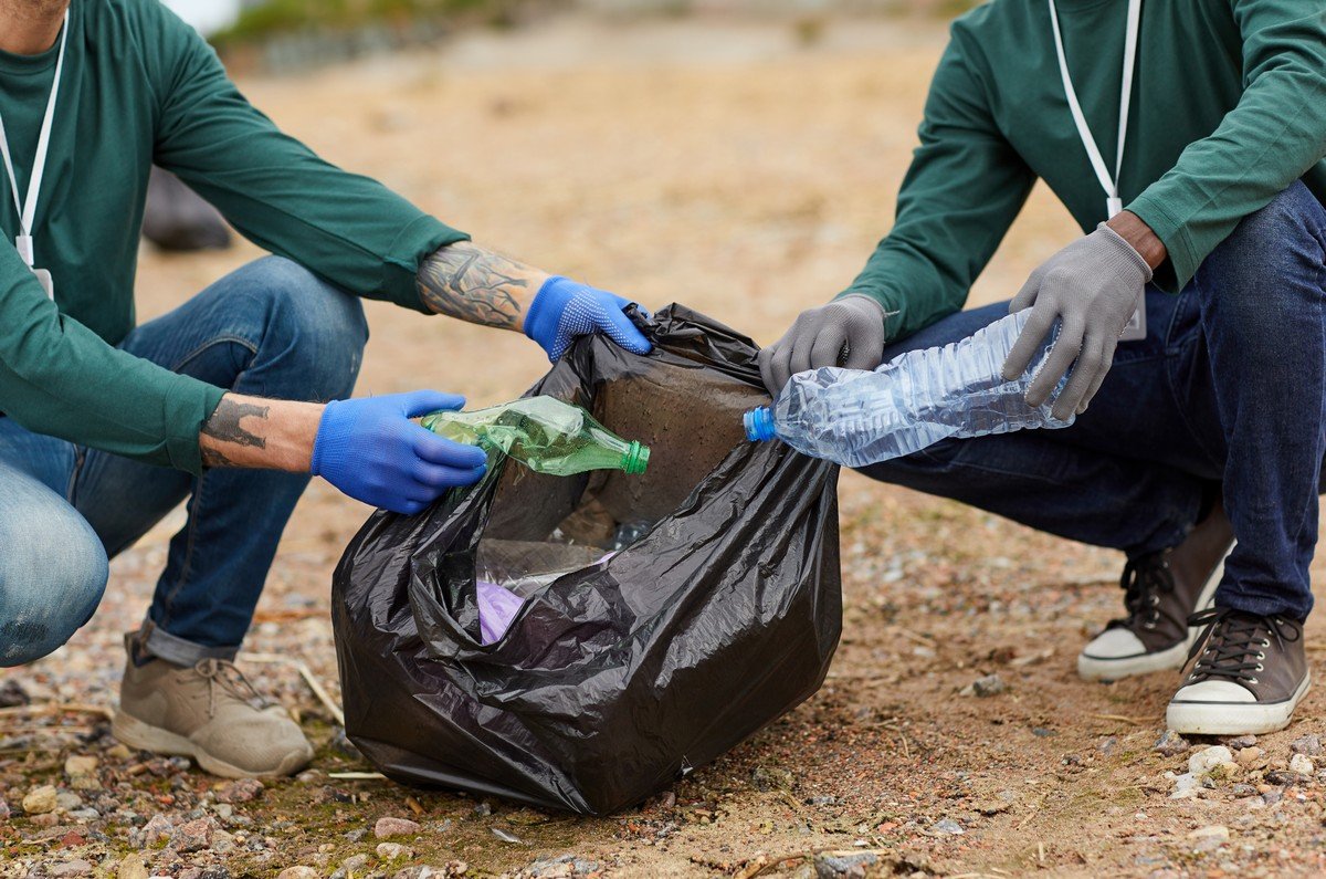 community cleaning services