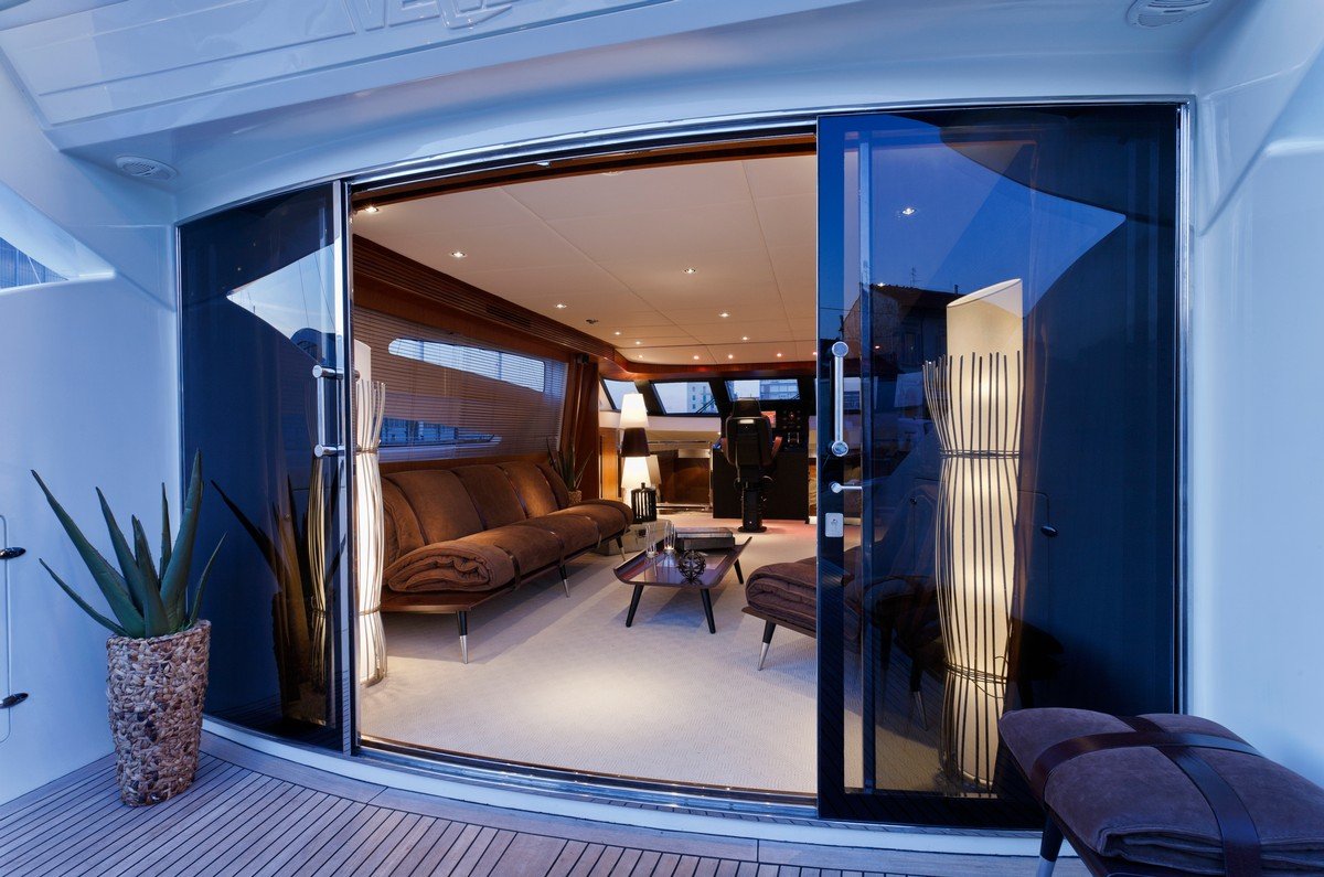 Modern hinged doors Dubai