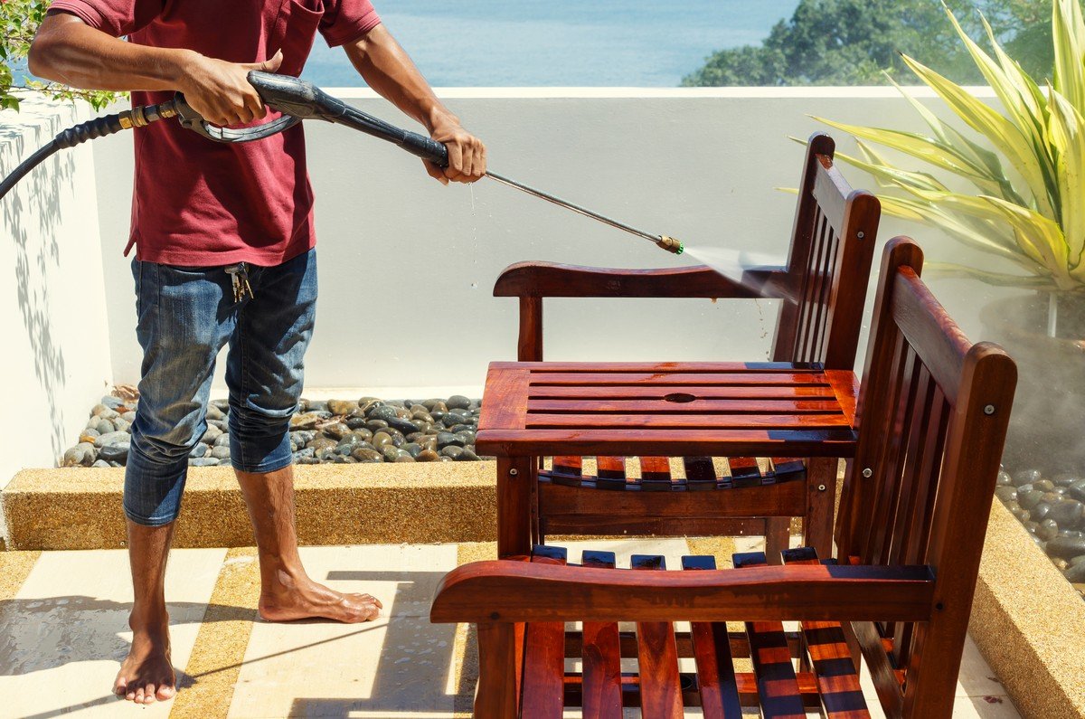 Pergola cleaning services in Dubai