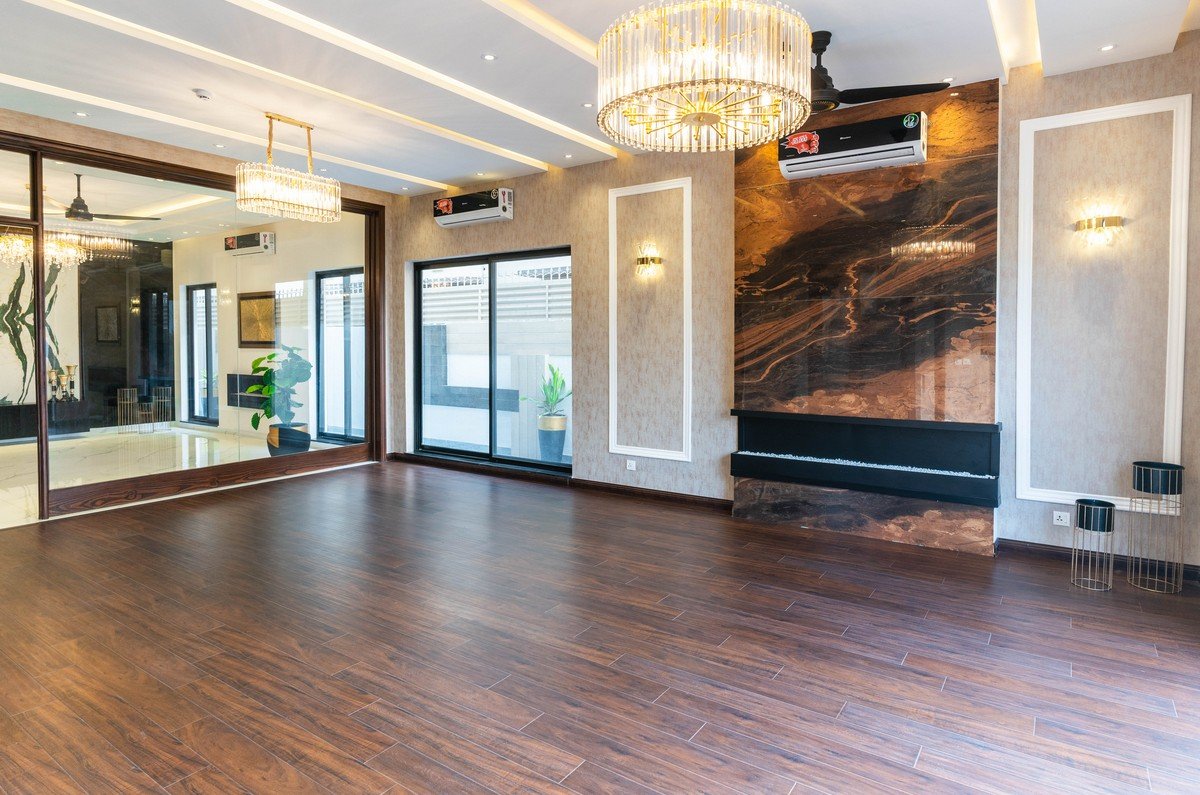 wood and laminate flooring