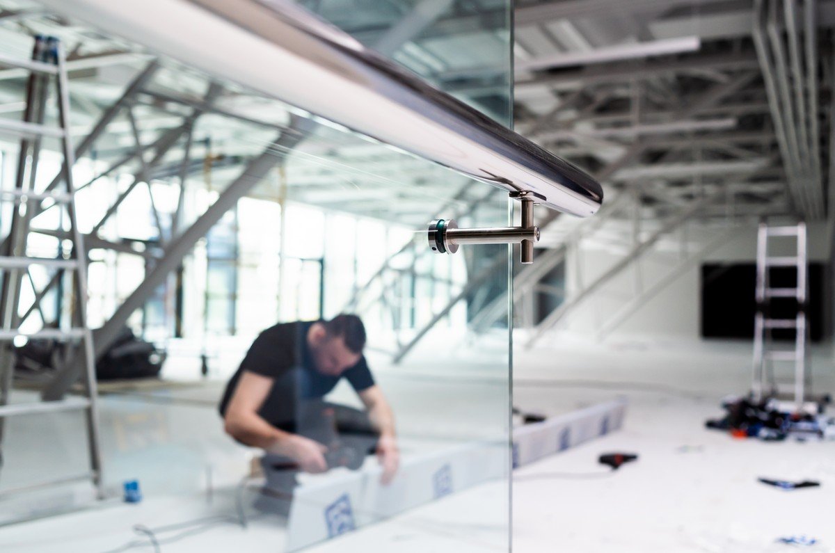 Glass Table Top Installation in Dubai